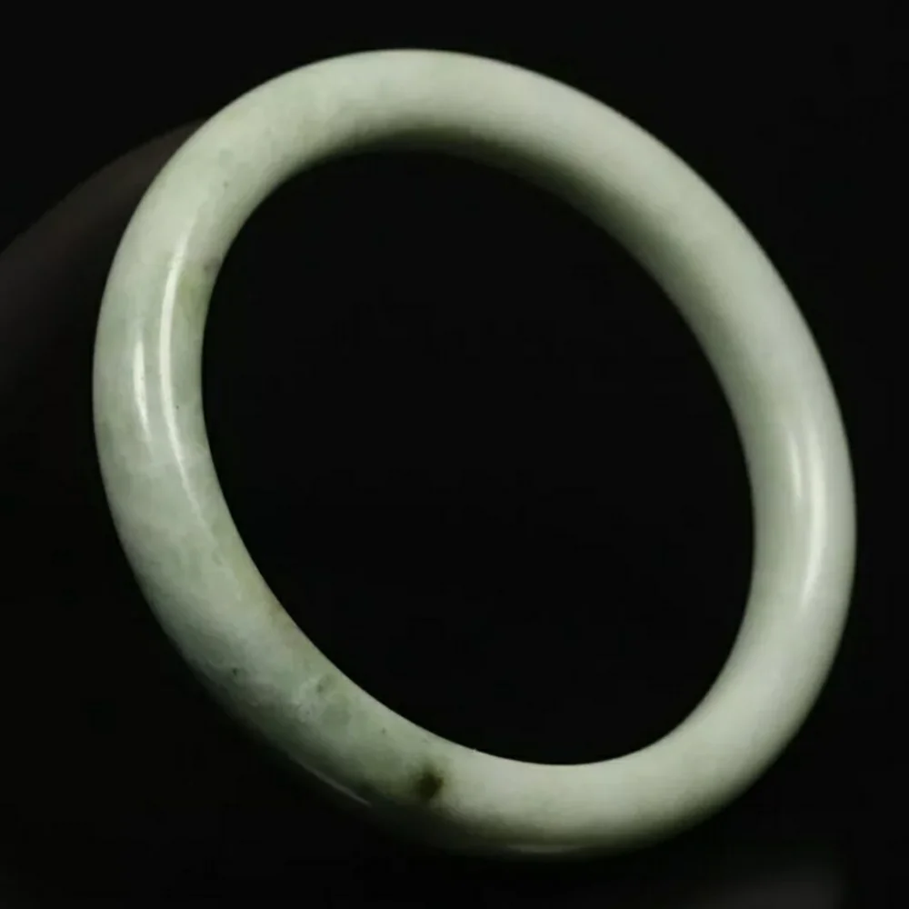 Natural Green Chinese Guizhou Jade Jadeite Quartz Gemstone Bangle Bracelet